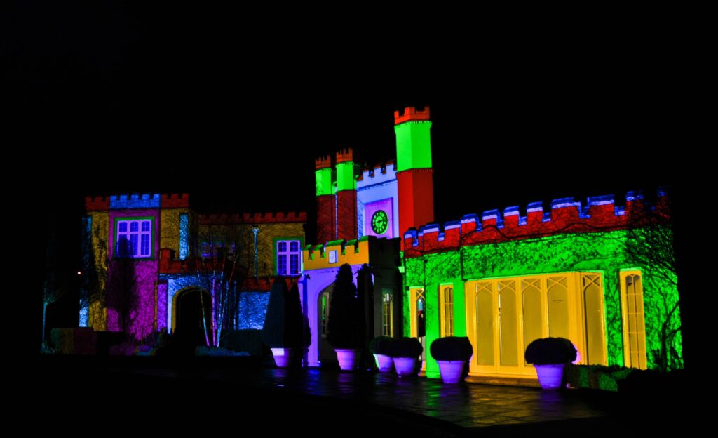 OUTSIDE LIGHTING (3)