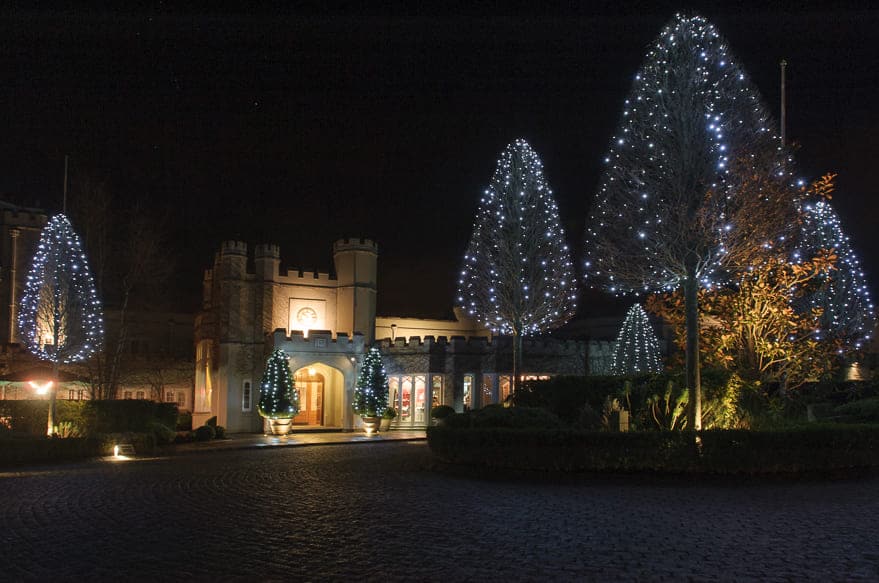 OUTSIDE LIGHTING (5)